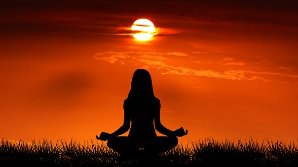 Retraite méditation Kundalini Yoga accompagnement soins énergétique et spirituels